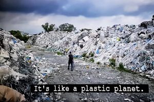 Plastic afval scheiden, voorbeeld van pervers marktdenken